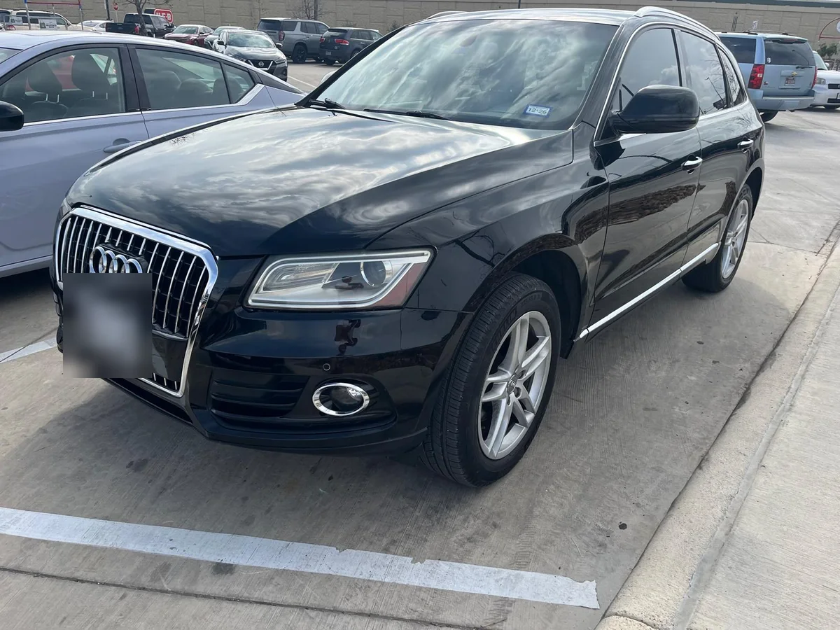 Black Audi Q5 finished